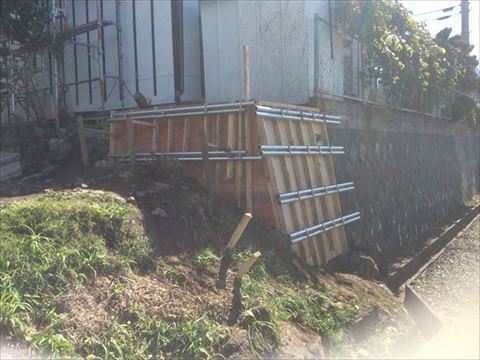 下諏訪町擁壁補強工事