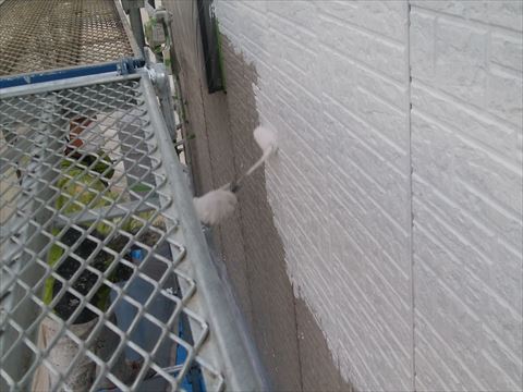 安曇野市外壁塗装下塗り