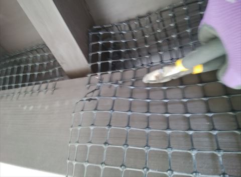 池田町鳥よけネット取り付け