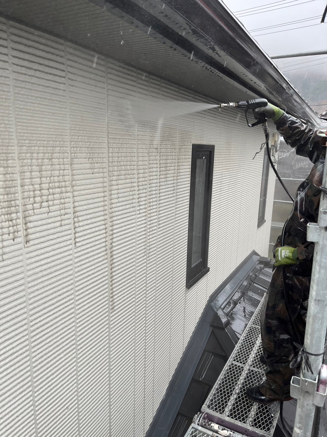 塩尻市トヨタホーム塗替え