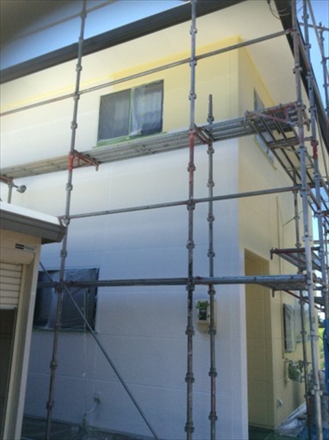 安曇野市でALCをフッ素樹脂塗料ルミステージで塗装！20年耐久の秘密