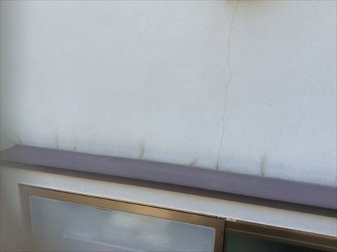 松本市外壁塗装　下塗り中塗り