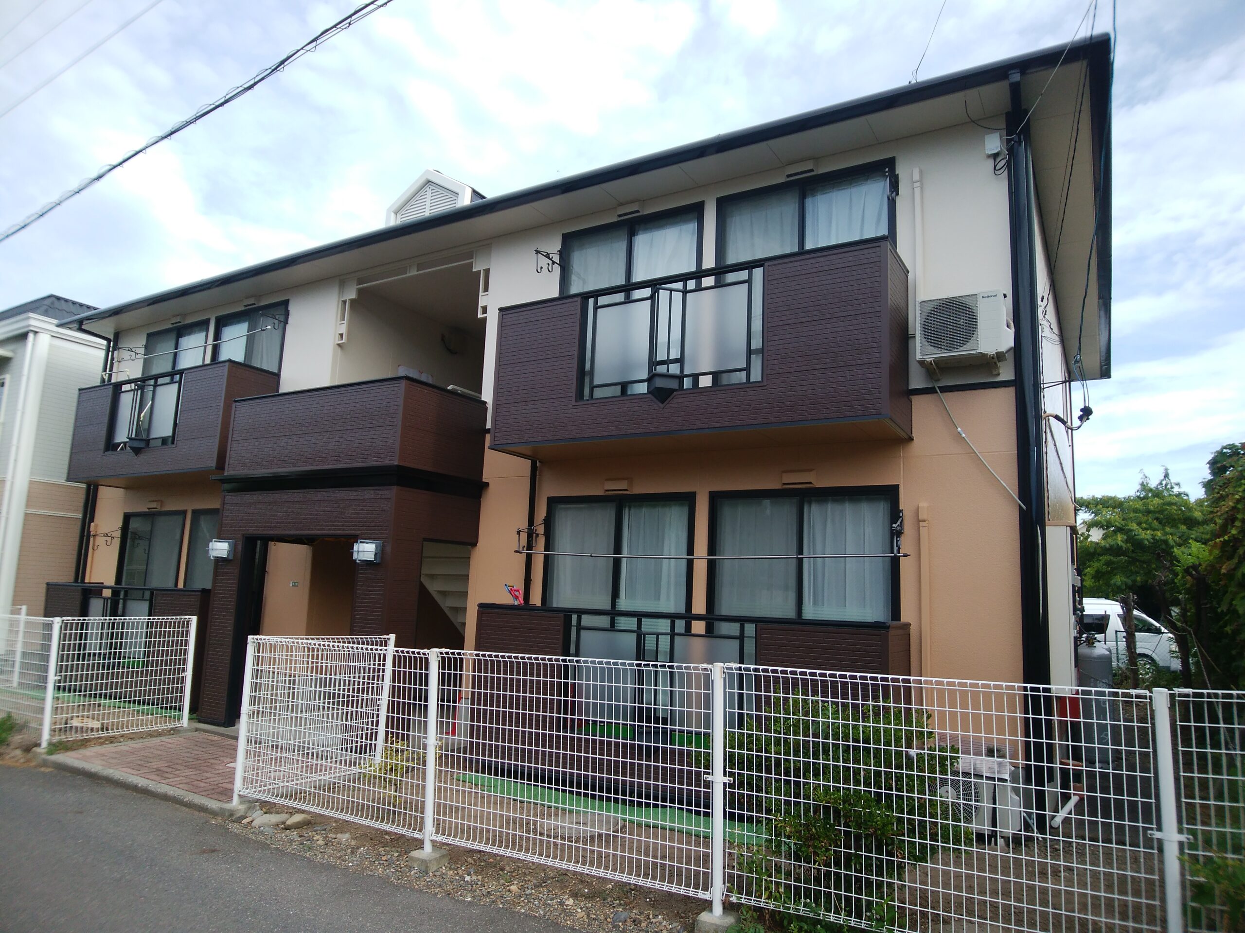 松本市アパート屋根外壁塗装